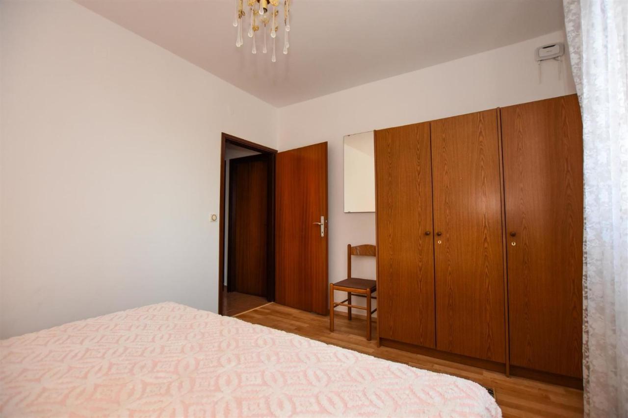 Apartments Rajko Pag Town Exterior photo
